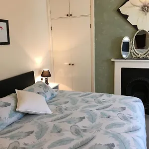 Bentons Guest house