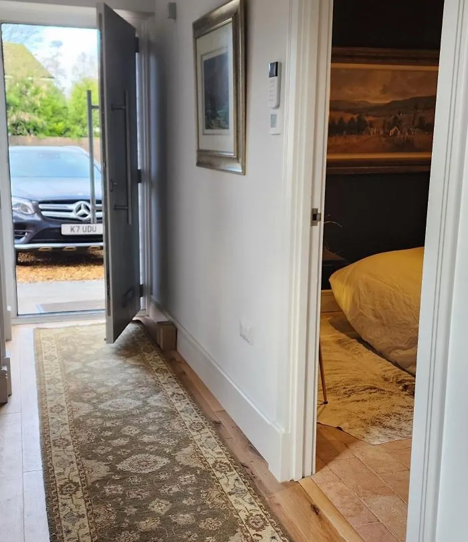 La Casa Rosa Cheltenham - Free Parking Close To Racecourse